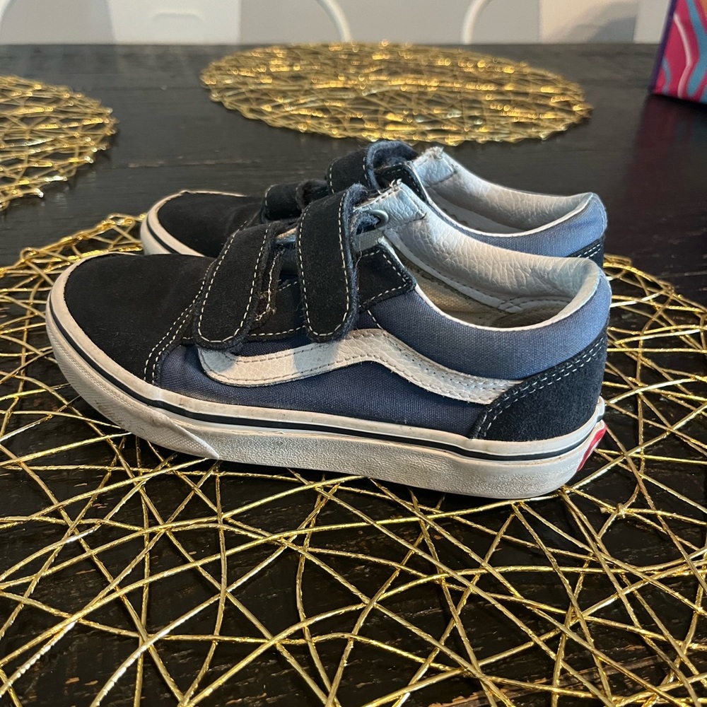 Size 13.5 boys vans. Velcro in good condition